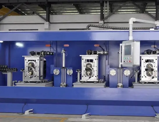 Vilka material bearbetas huvudsakligen av Two High Rolling Machine